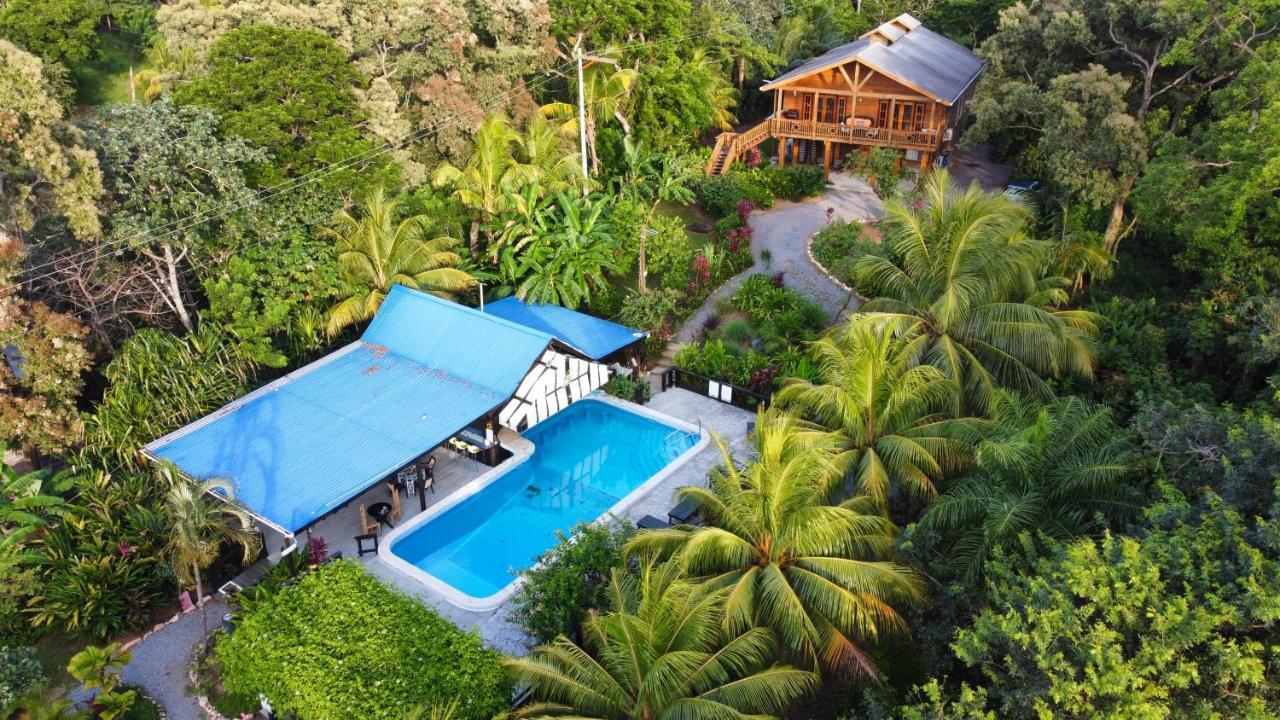 Guava Grove Resort & Villas Sandy Bay Екстериор снимка